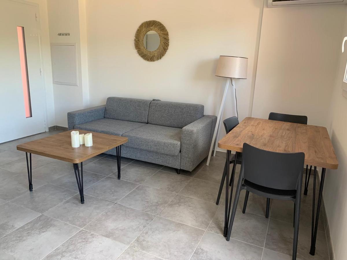 לצ'י Residence Hoteliere Les Hameaux De Saint Cyprien Appartement 2 Chambres מראה חיצוני תמונה