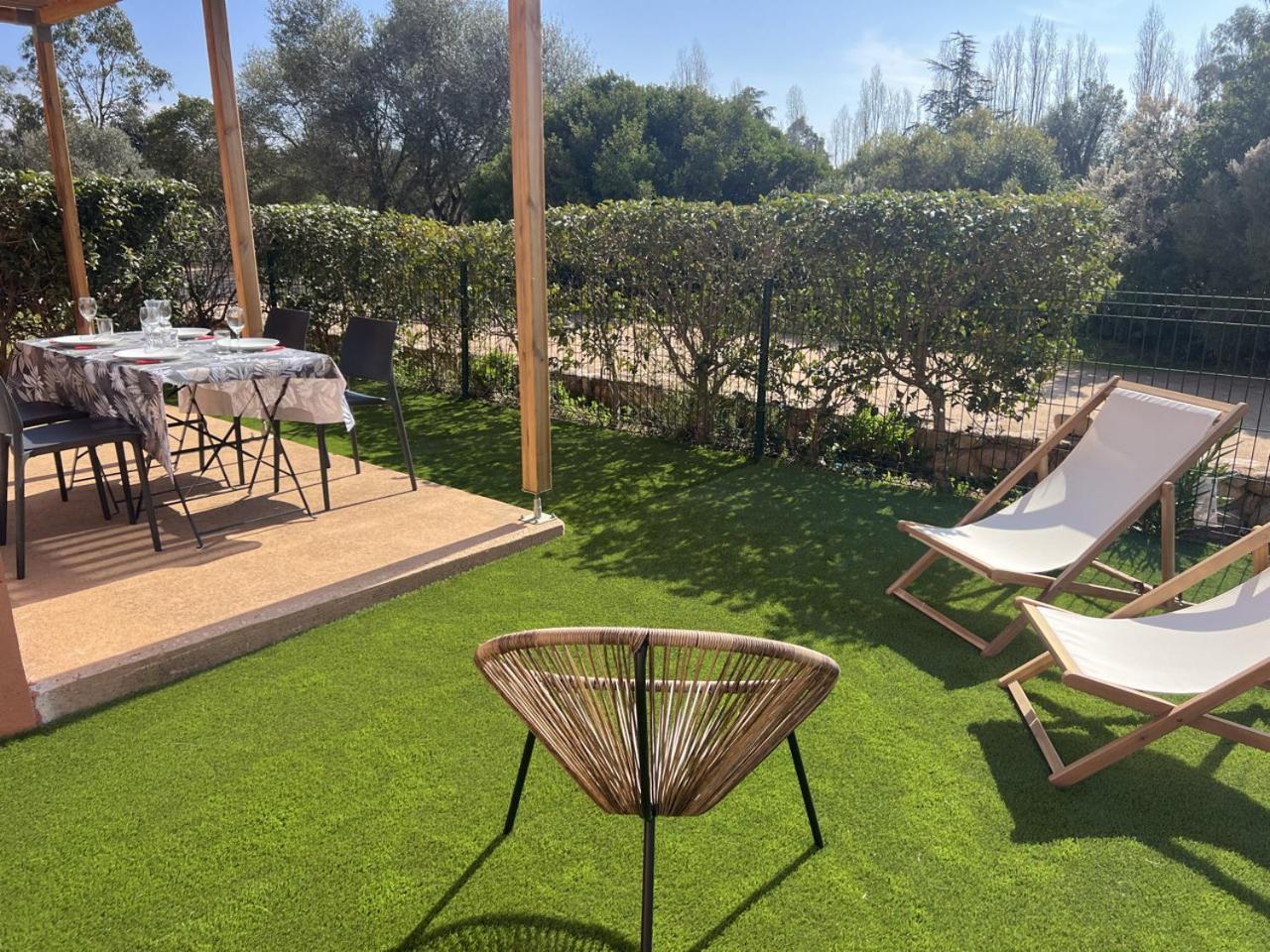 לצ'י Residence Hoteliere Les Hameaux De Saint Cyprien Appartement 2 Chambres מראה חיצוני תמונה