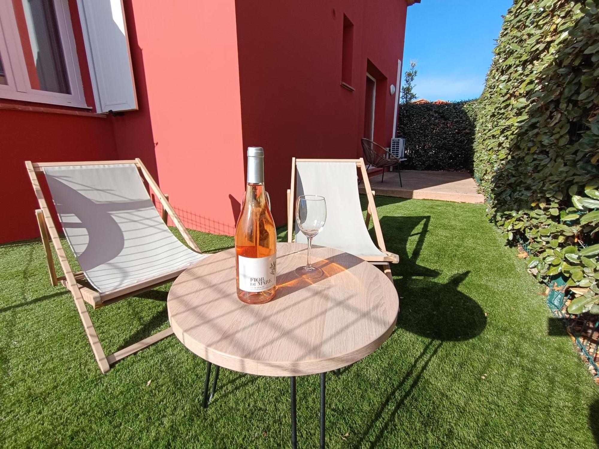 לצ'י Residence Hoteliere Les Hameaux De Saint Cyprien Appartement 2 Chambres מראה חיצוני תמונה
