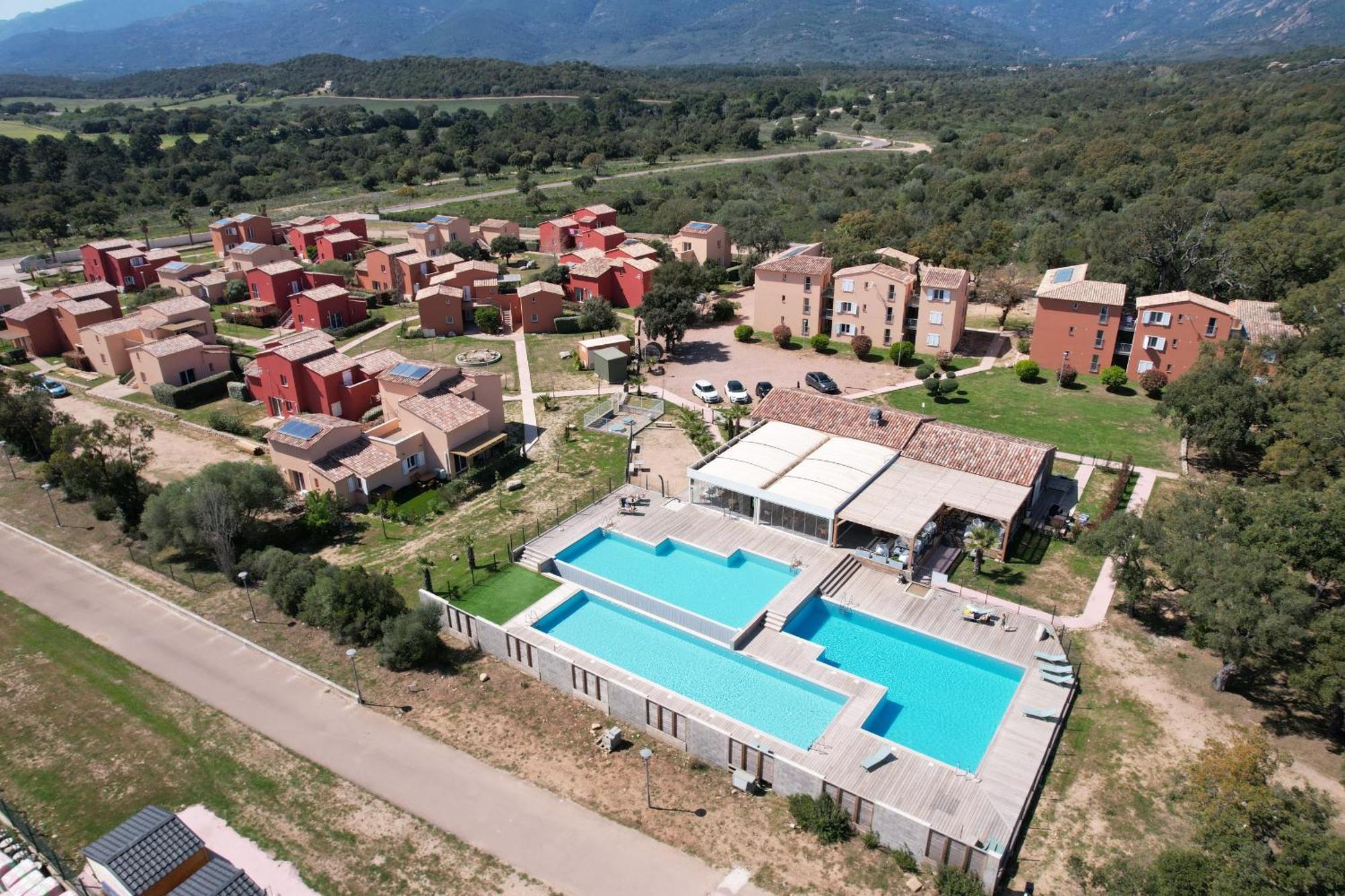 לצ'י Residence Hoteliere Les Hameaux De Saint Cyprien Appartement 2 Chambres מראה חיצוני תמונה
